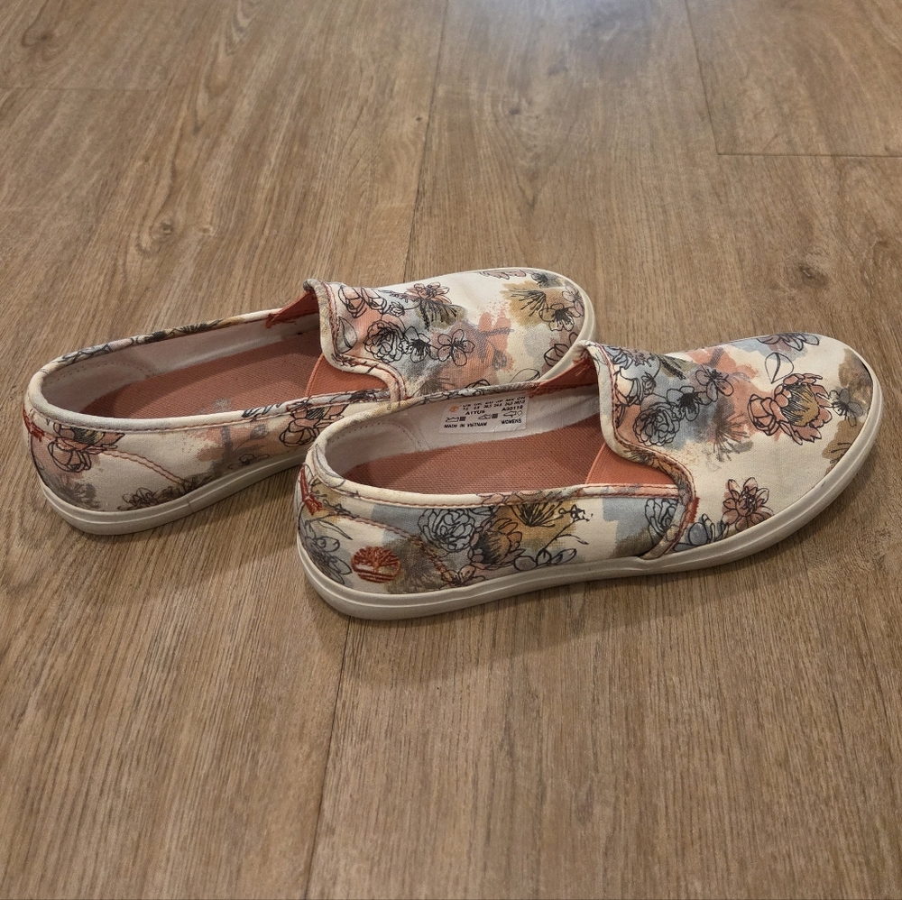 Timberland Floral Canvas Loafers